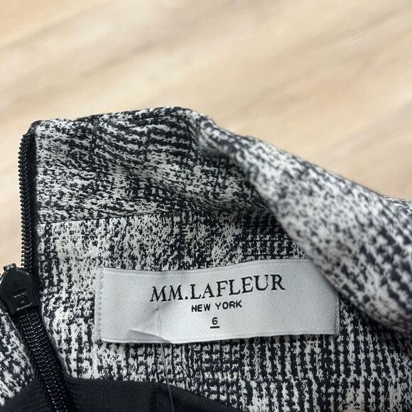 MM. Lafleur Aditi Dress Sheath Crackle Women's 6 Black White Geometric Knee Leng - Picture 6 of 7